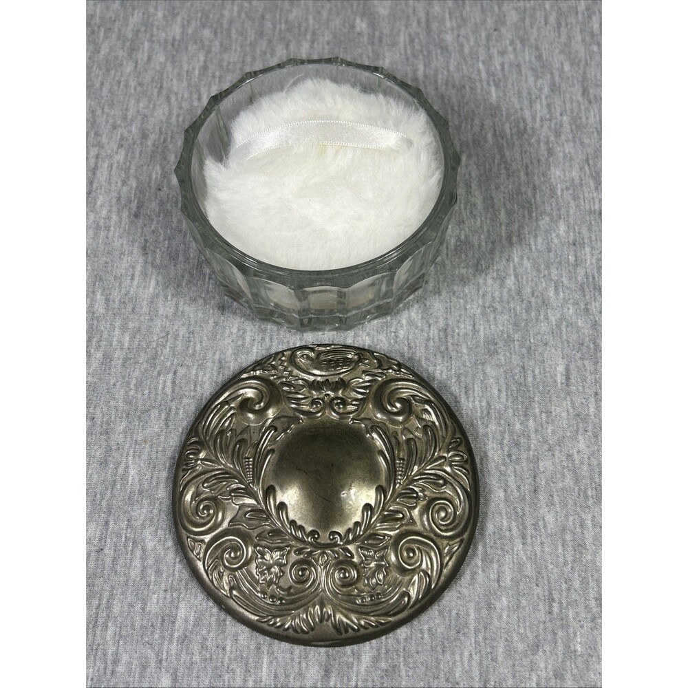 Vintage Ornate Victorian Silver Plate & Glass Vanity Powder Jar or Trinket Box - Picture 6 of 16